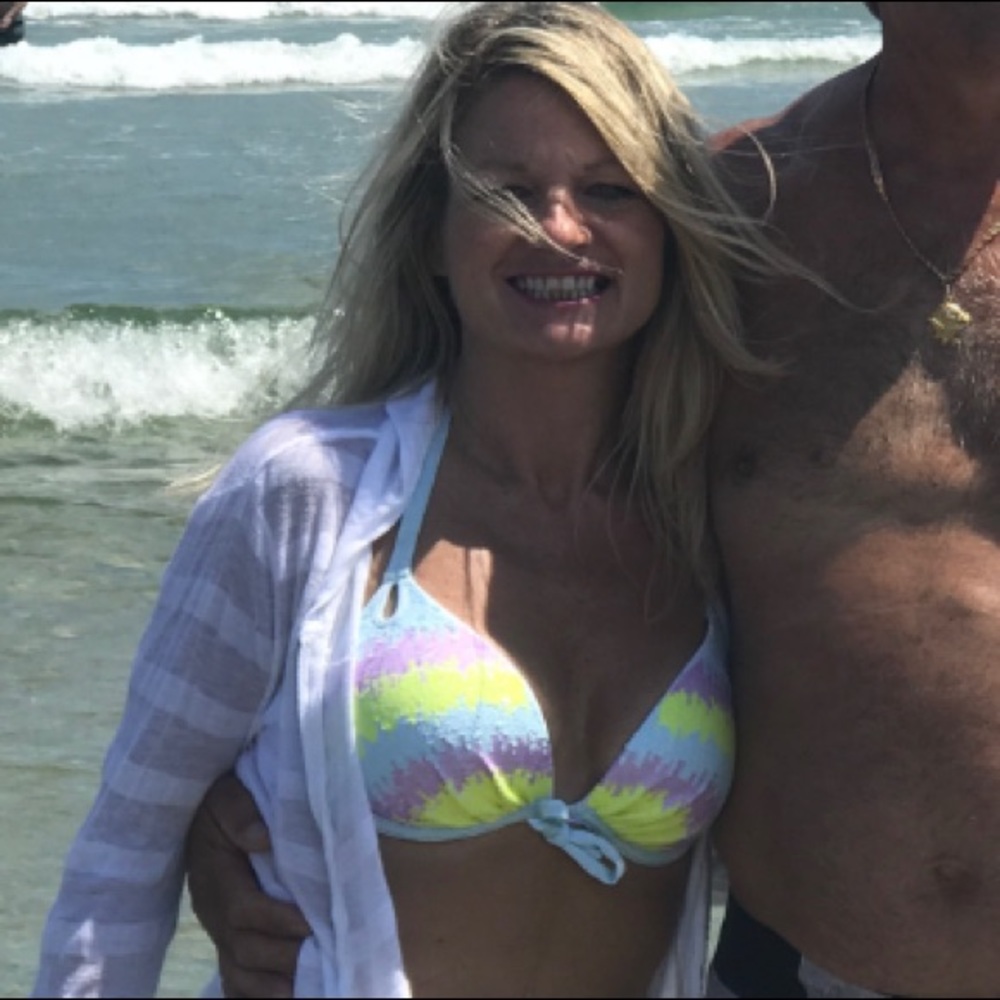 Meet your Posher, Ellen